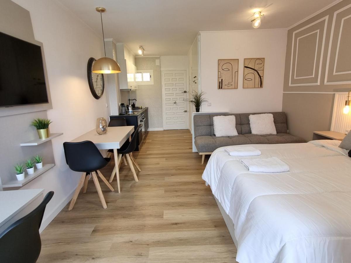 Jupiter. Moderno Estudio. Vistas Al Mar Y Montana Benalmadena Ngoại thất bức ảnh
