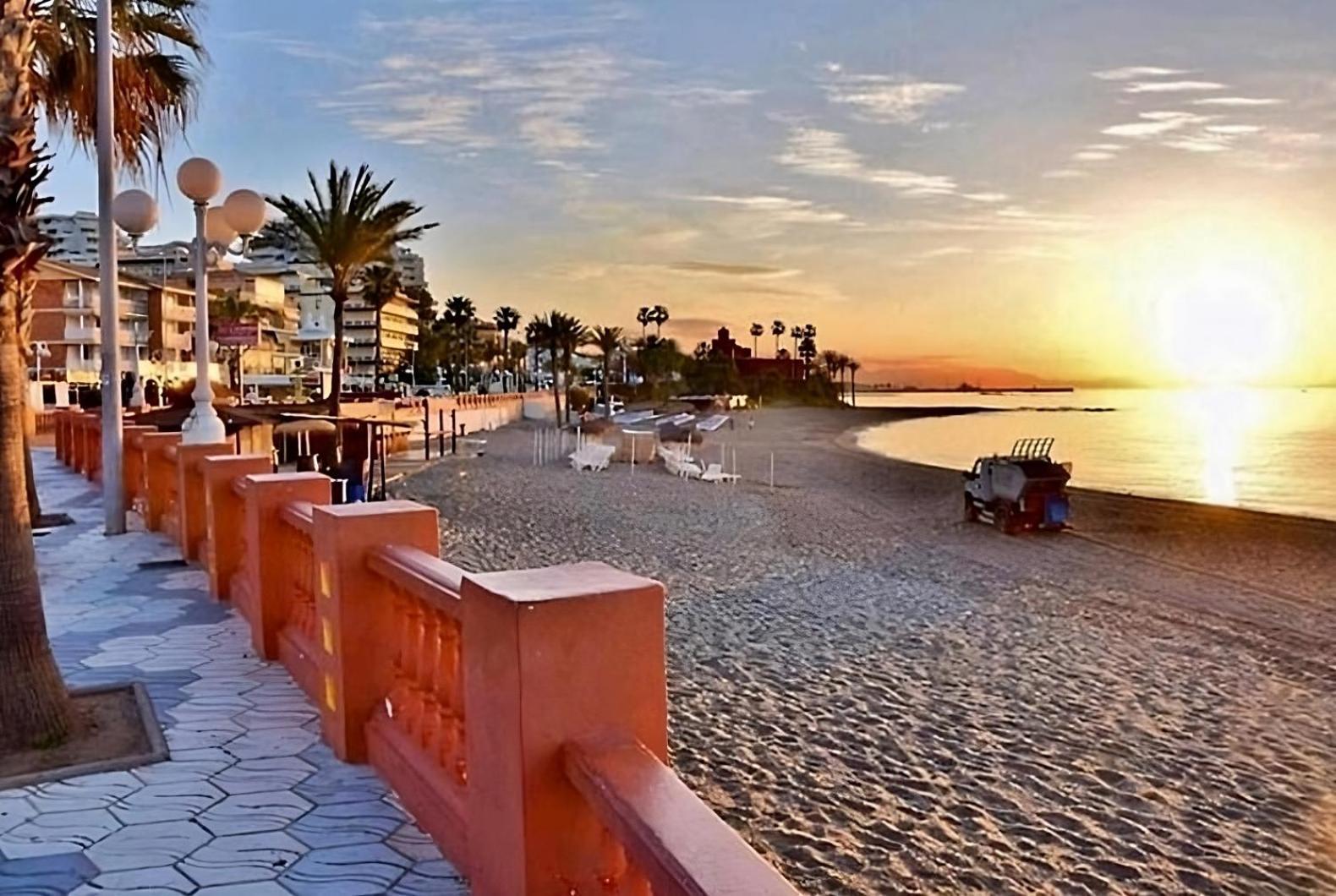 Jupiter. Moderno Estudio. Vistas Al Mar Y Montana Benalmadena Ngoại thất bức ảnh